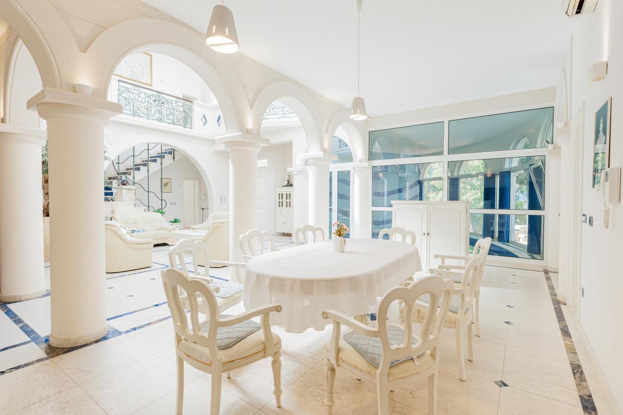 Villa Atrium Макарска Екстериор снимка