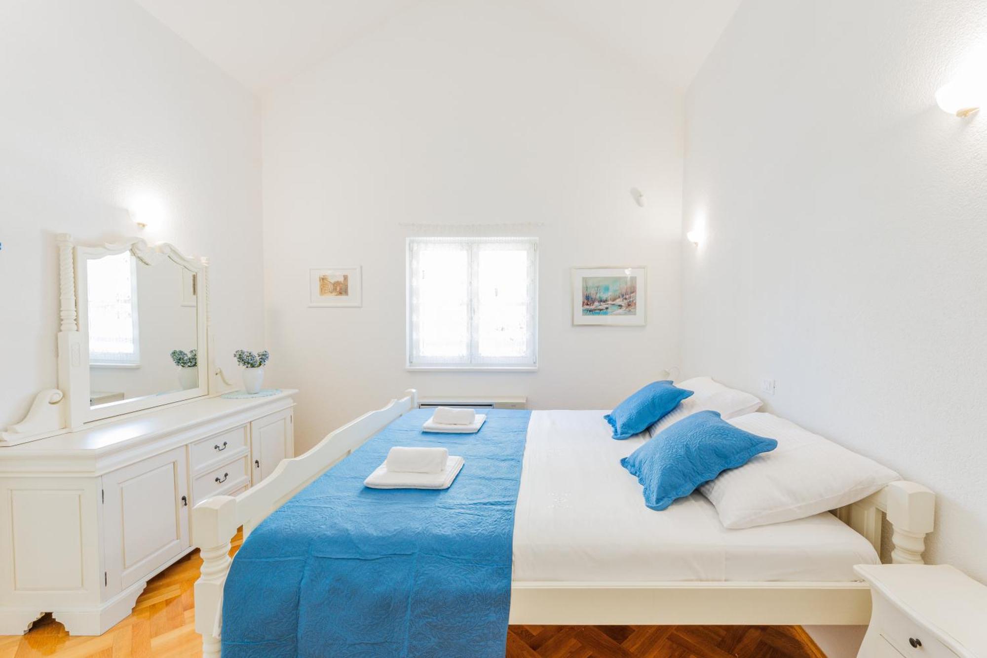 Villa Atrium Макарска Екстериор снимка